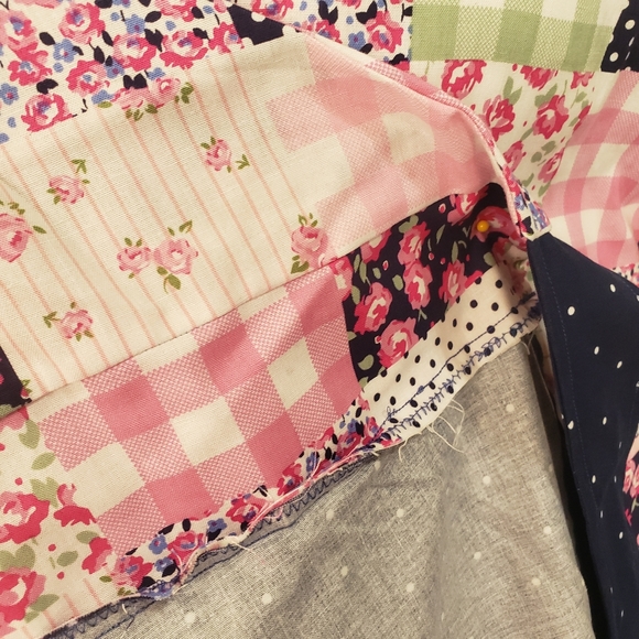 Quilted Print Pink and Blue Handmade Kitchen Apron - Picture 7 of 8